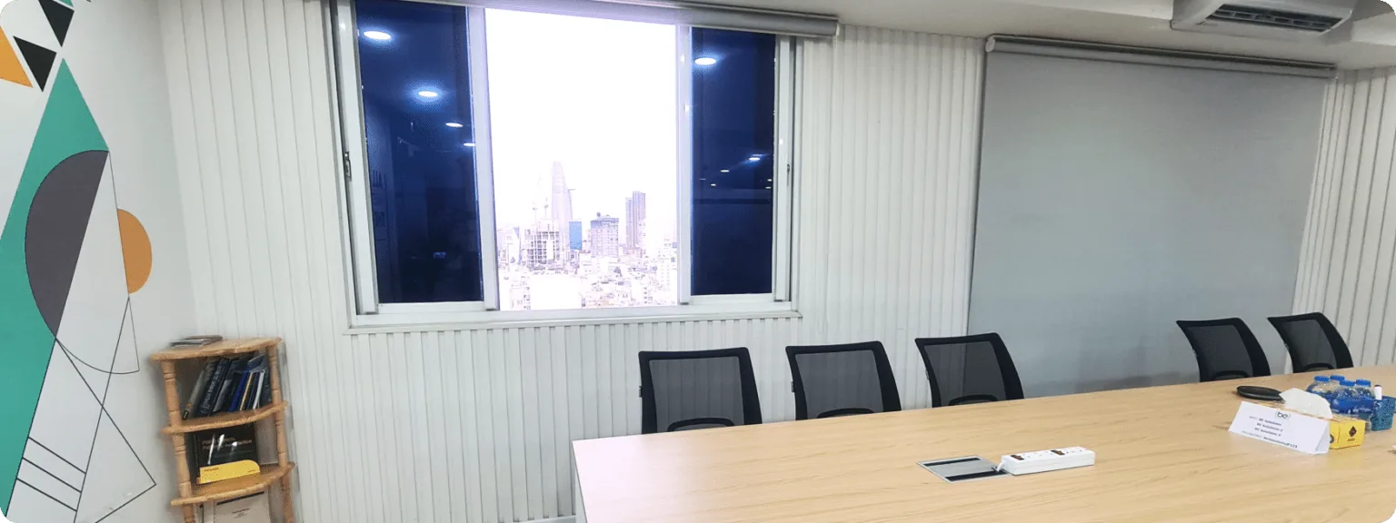 Meeting room with a view over the city